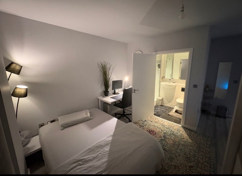 Room Sandy Hill Road in Greater London
