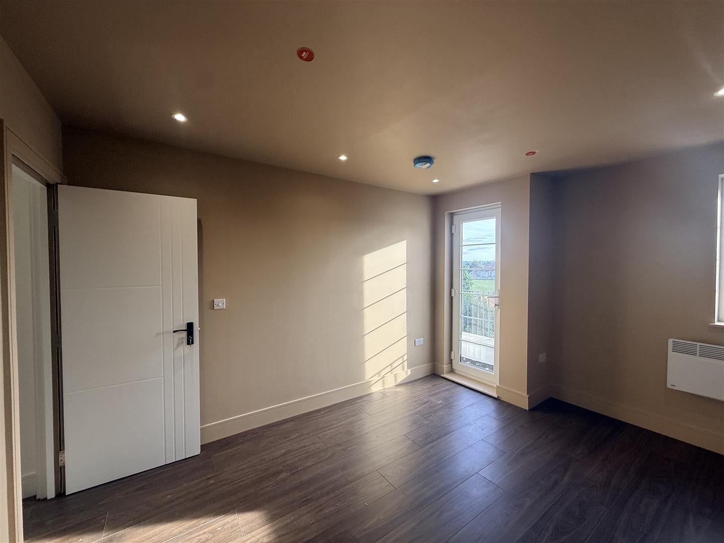Flat Catford Hill in Greater London