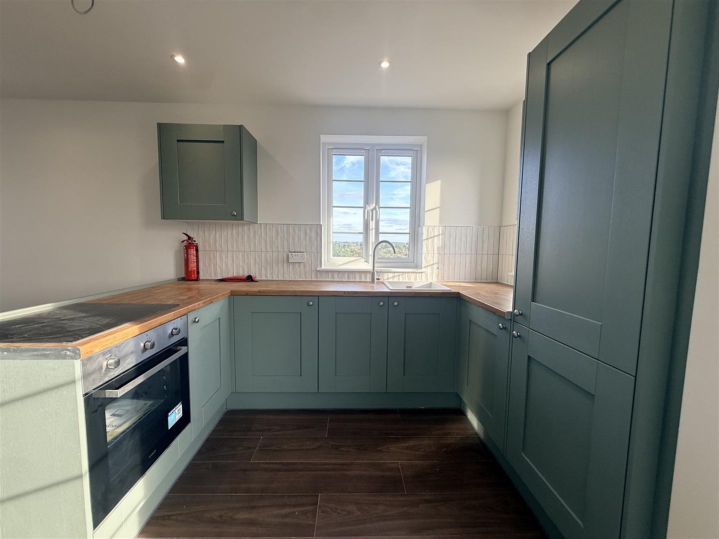 Flat Catford Hill in Greater London
