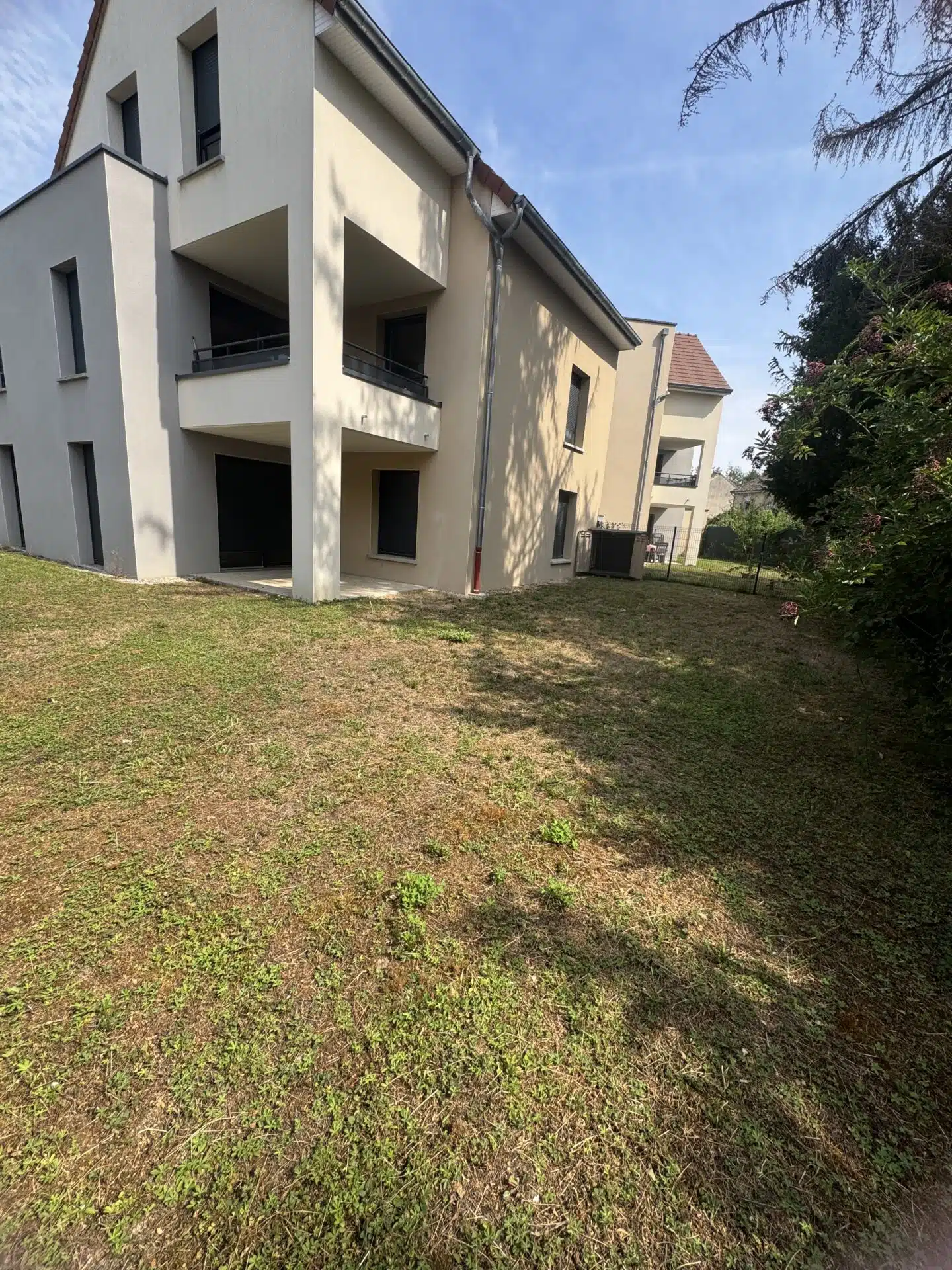 Appartement Avenue Michel Baroin à Saint-Julien-les-Villas