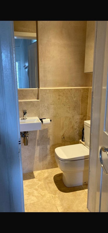 Flat Dalry Road in City of Edinburgh