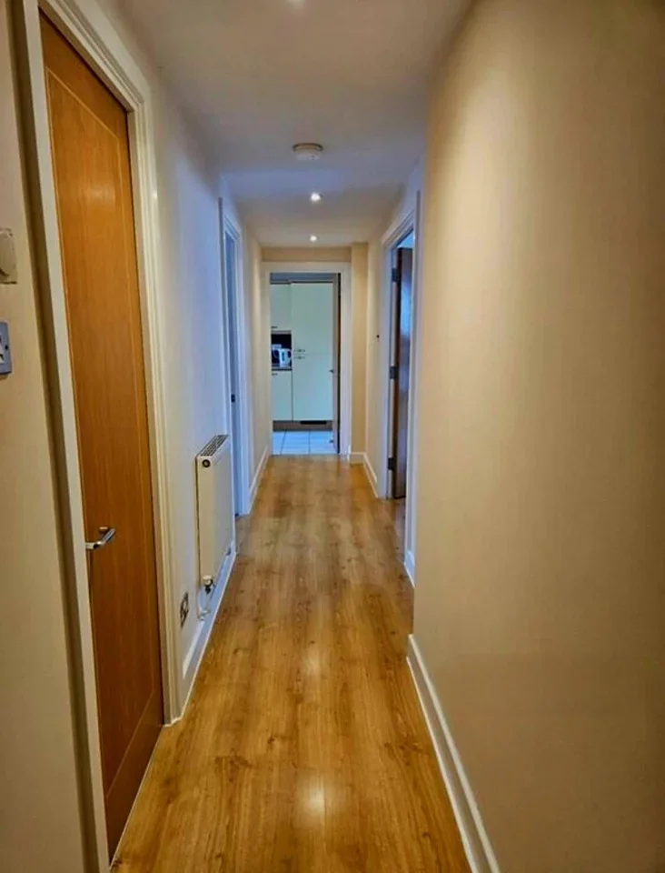 Room Barrier Point Road in Greater London