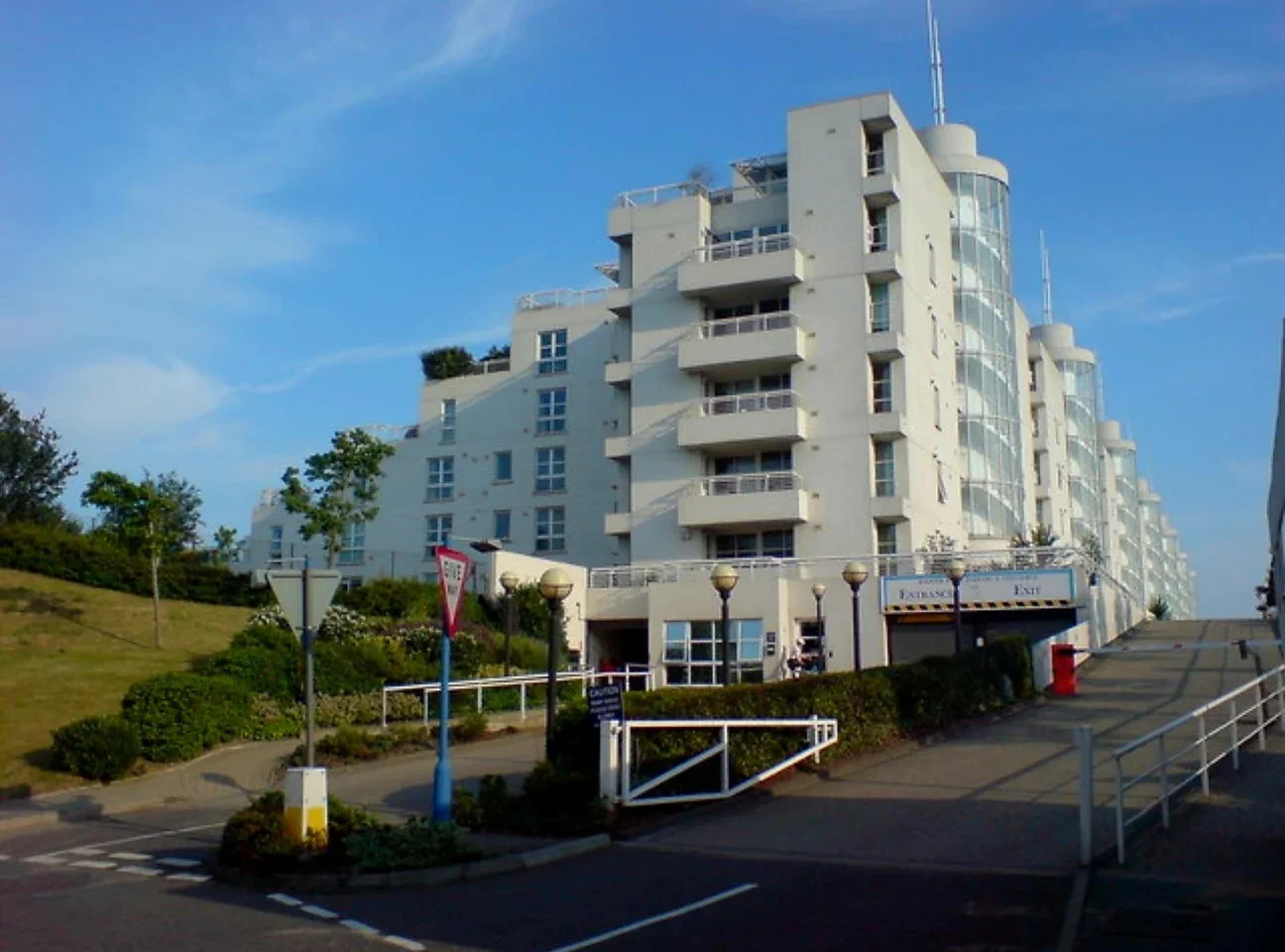 Room Barrier Point Road in Greater London