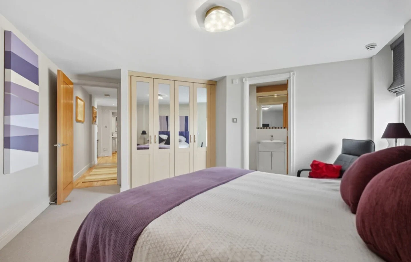 Room Barrier Point Road in Greater London