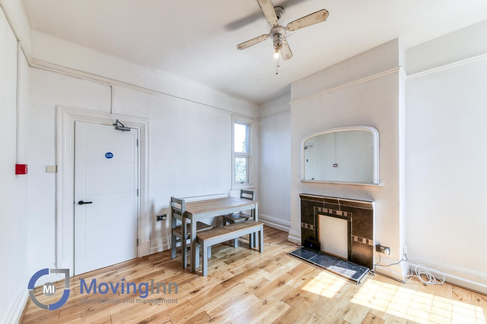 Room Canterbury Grove in Greater London