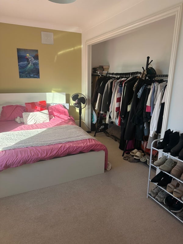 Room Upper Richmond Road in Greater London