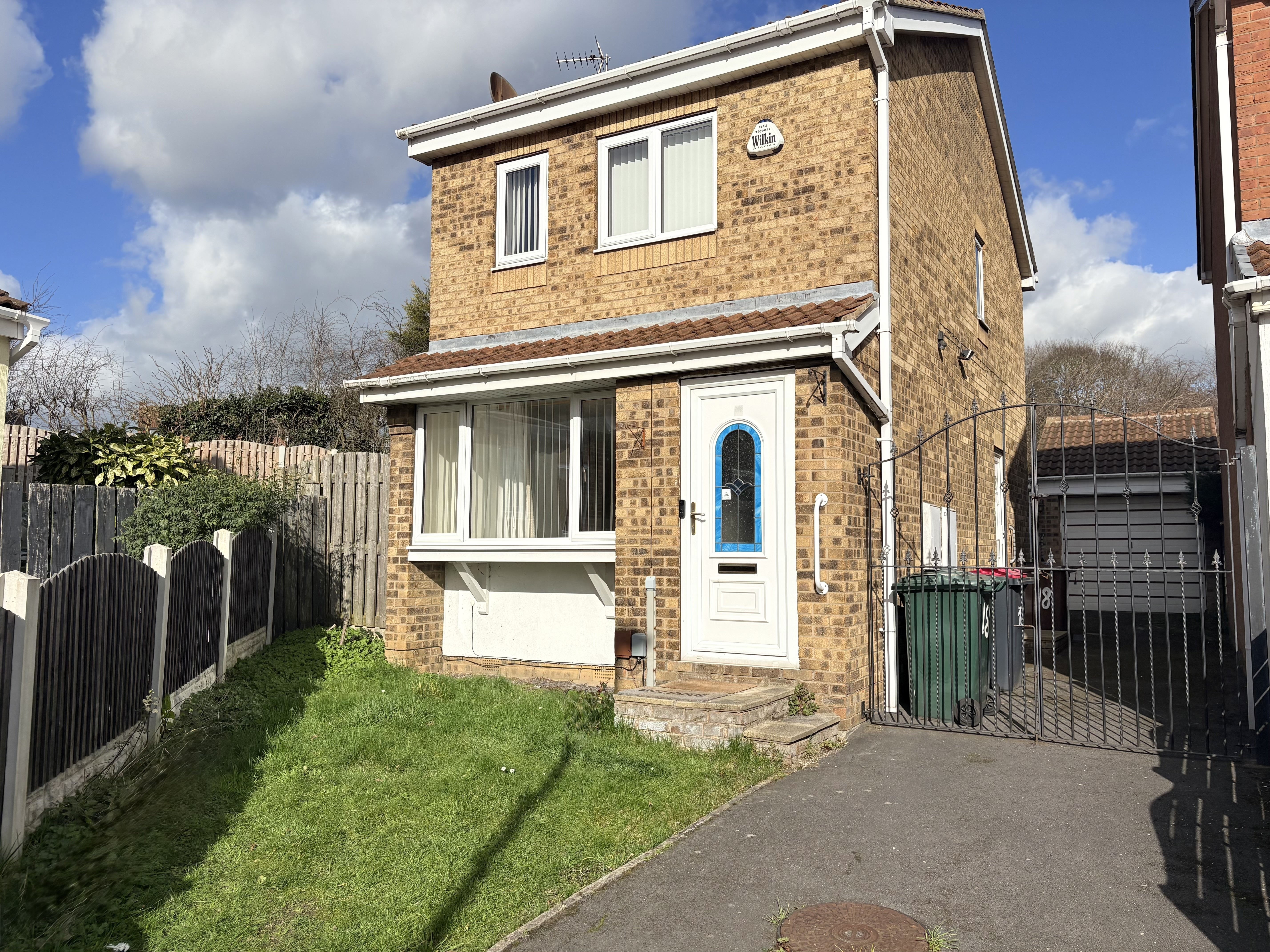 House Alderson Avenue in Rawmarsh