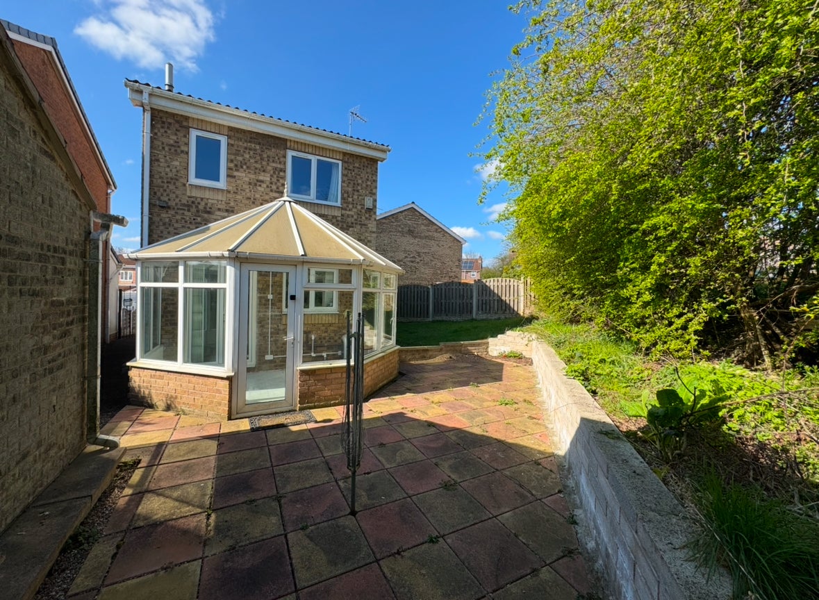 House Alderson Avenue in Rawmarsh
