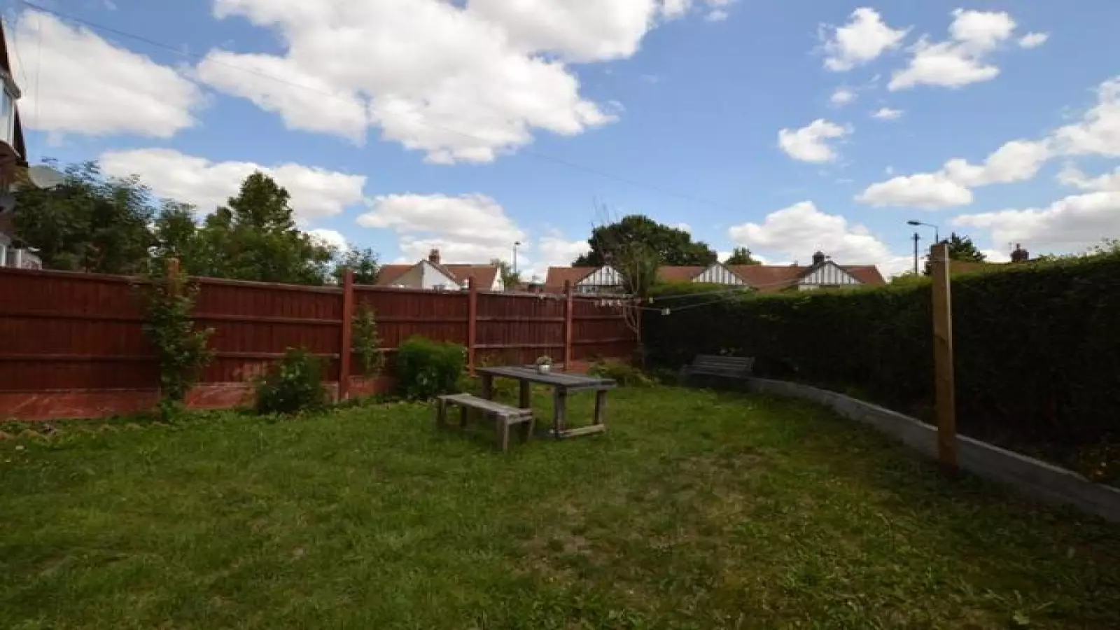 Flat Kingsground in Greater London