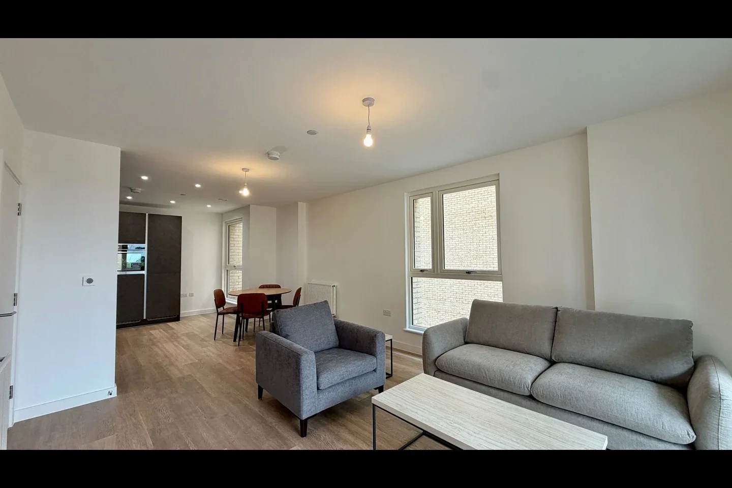 Flat Tyrrel Way in Greater London