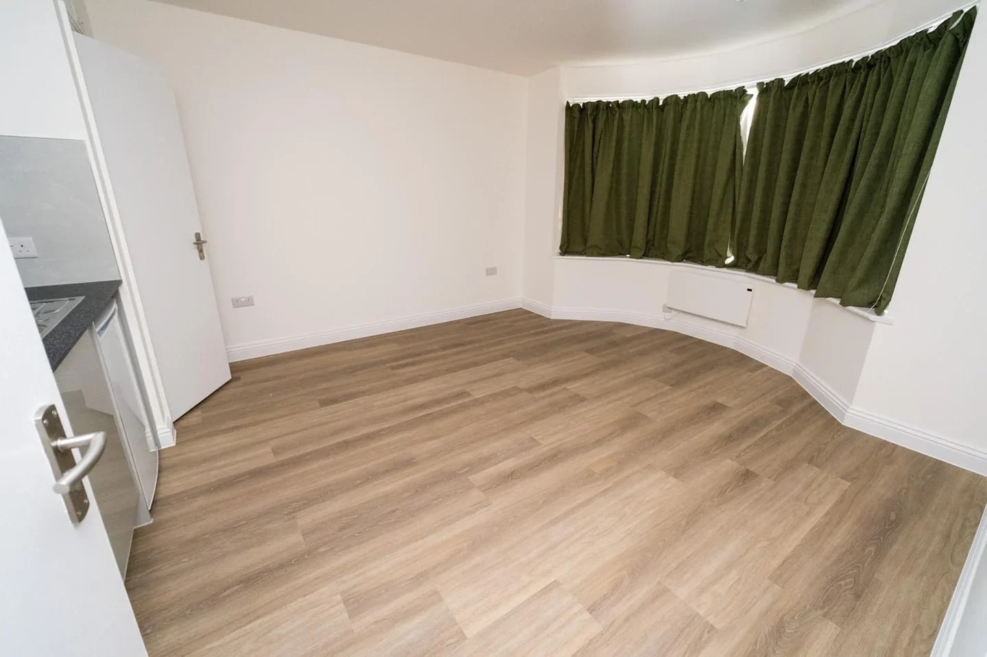 Flat Stag Lane in Greater London