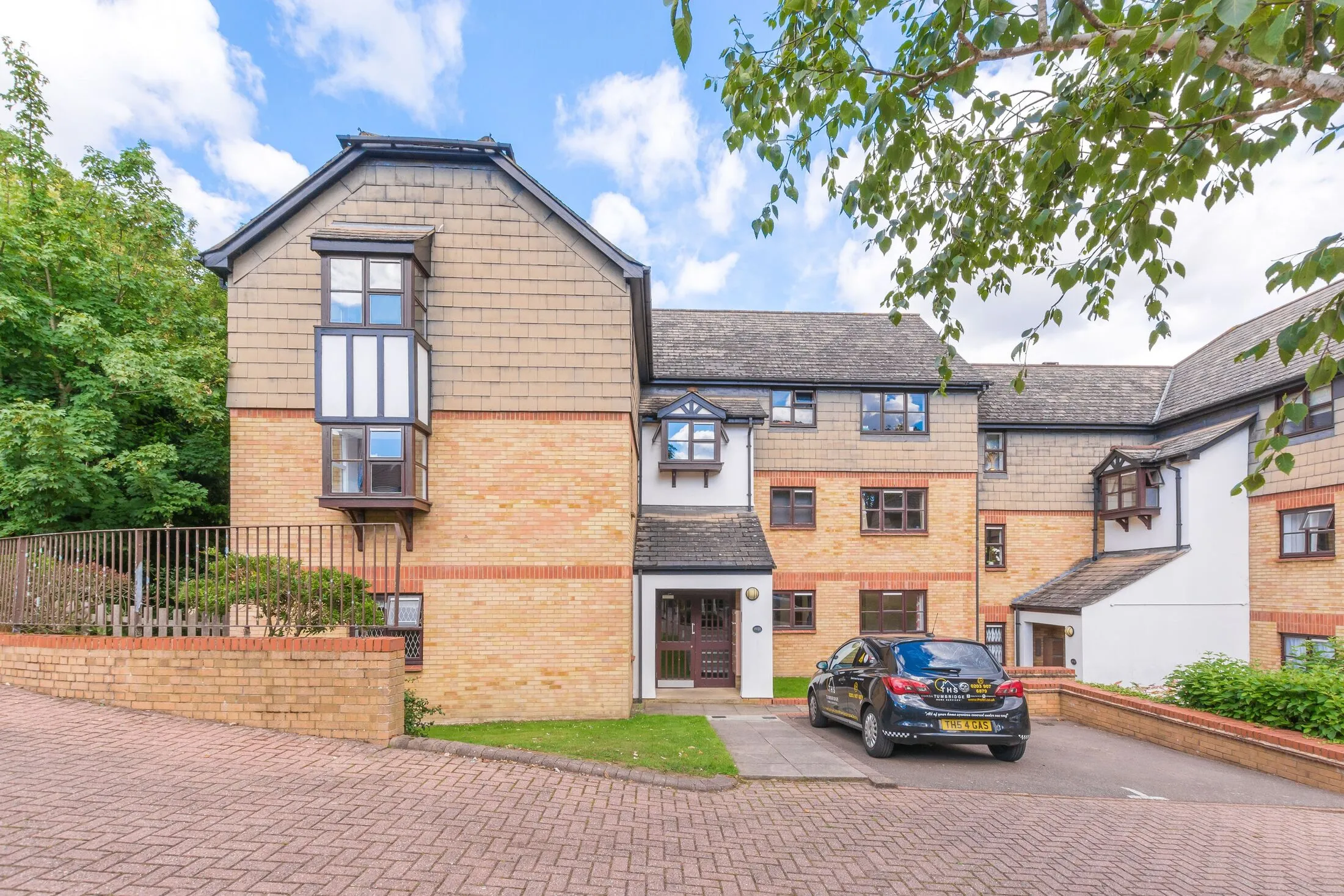 Flat Page's Hill in Greater London