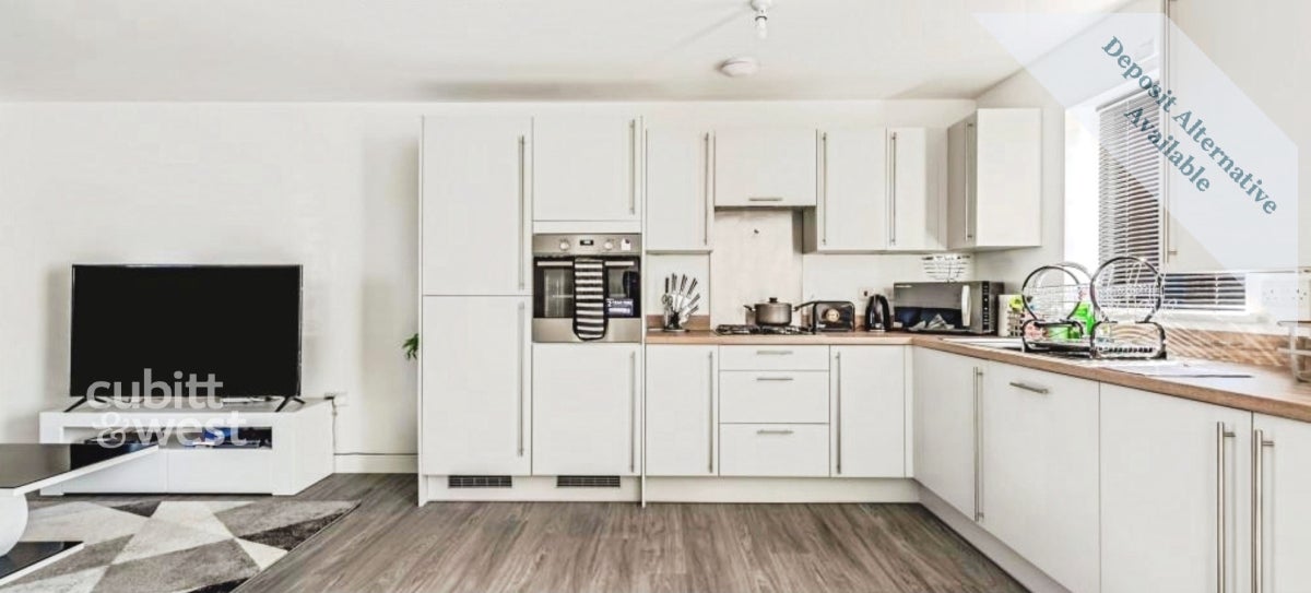 Flat Gales Place in Crawley