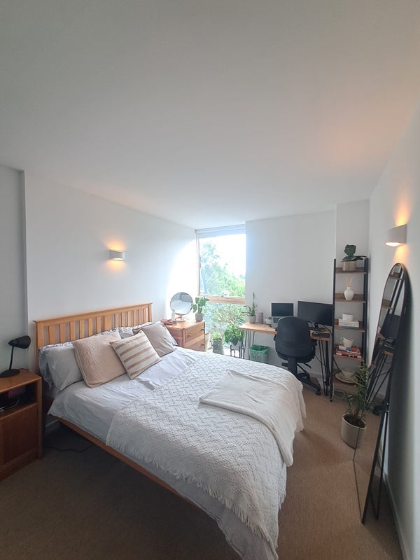 Room Poole Street in Greater London