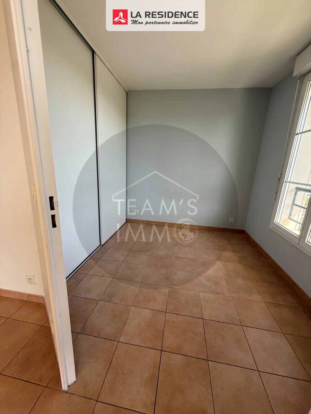 Appartement Avenue San Fernando à Montigny-le-Bretonneux