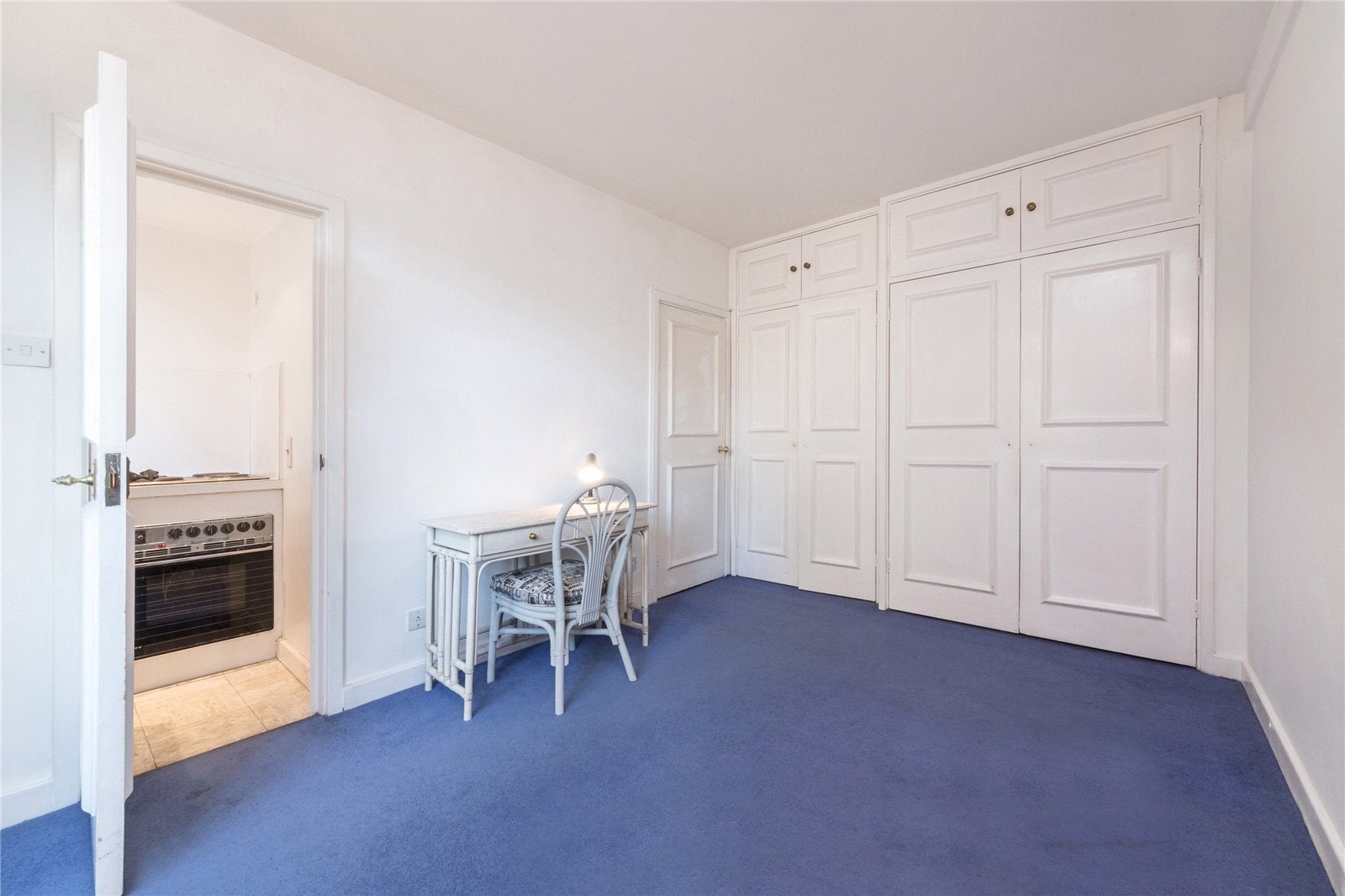 Flat Fetter Lane in City of London