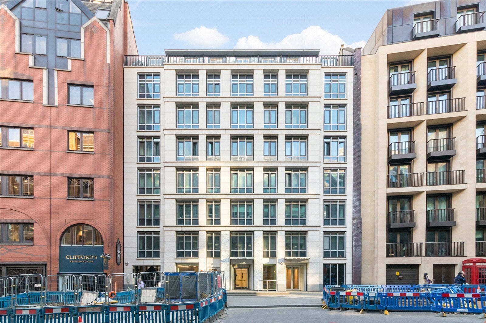 Flat Fetter Lane in City of London