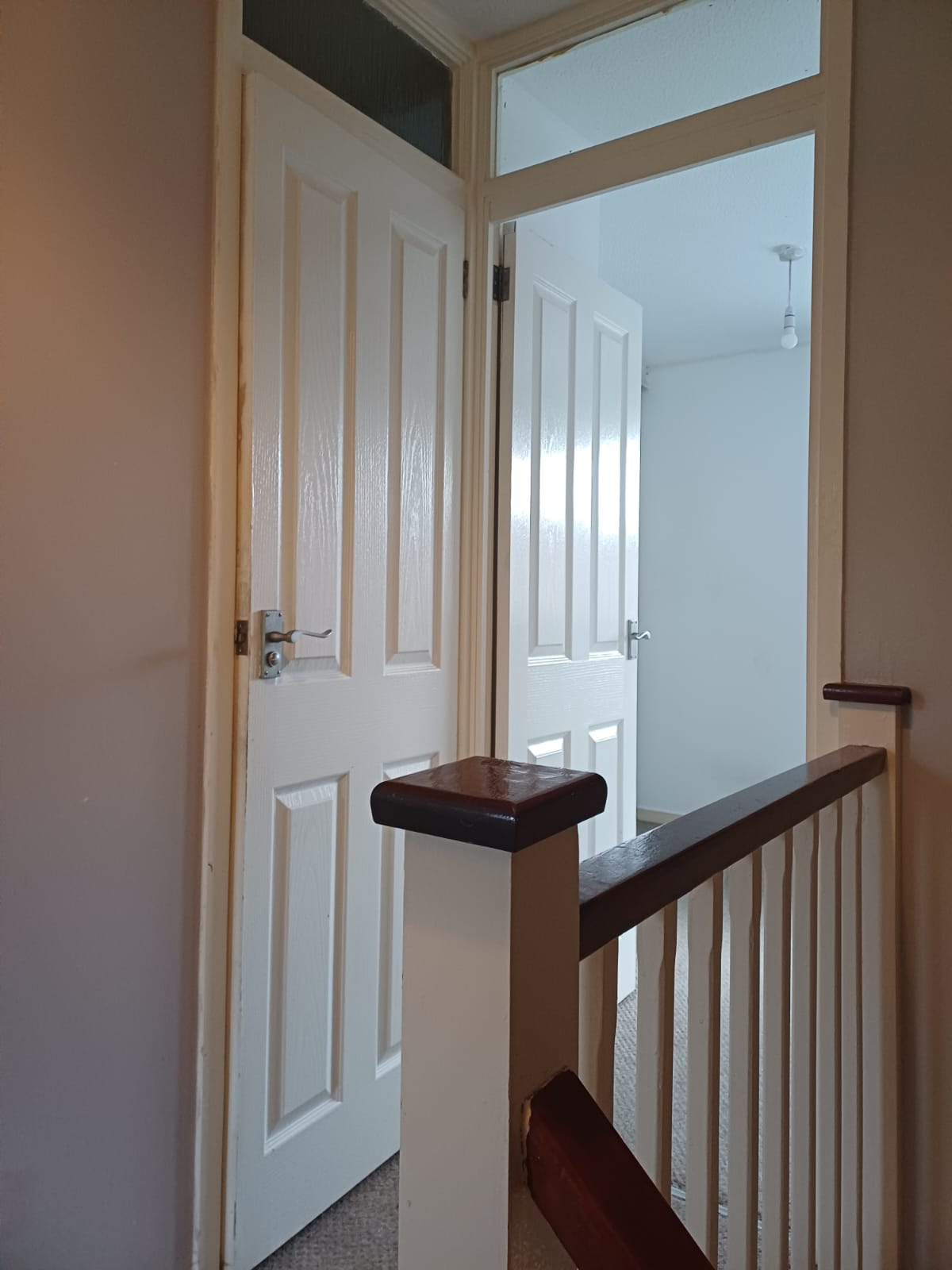House Goldcrest Close in Luton