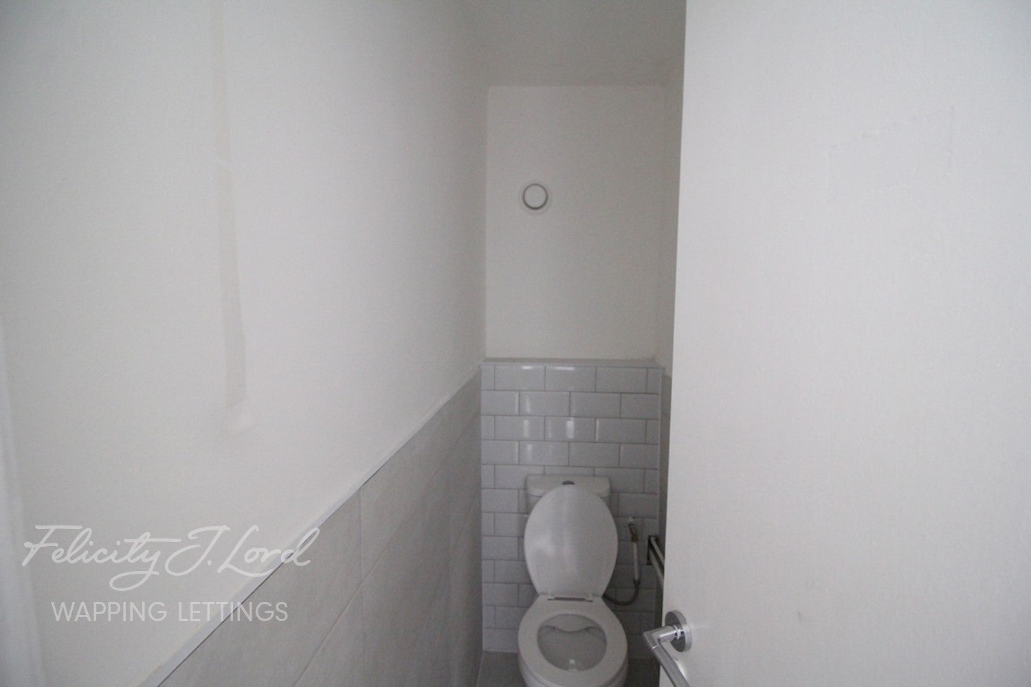 Room Teviot Street in Greater London