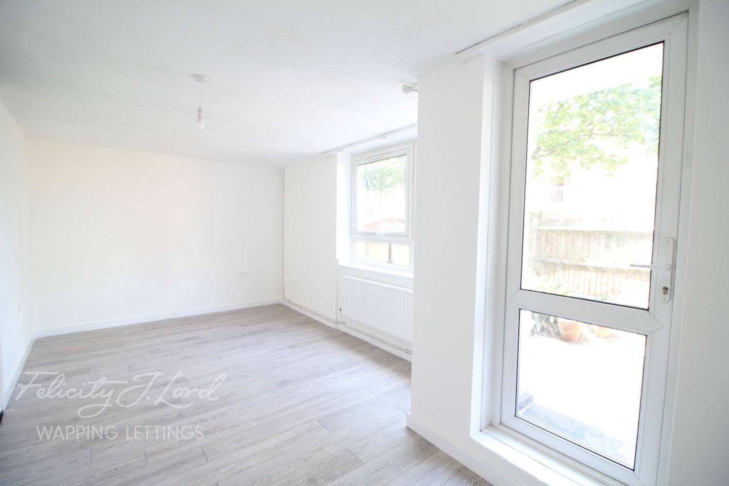 Room Teviot Street in Greater London