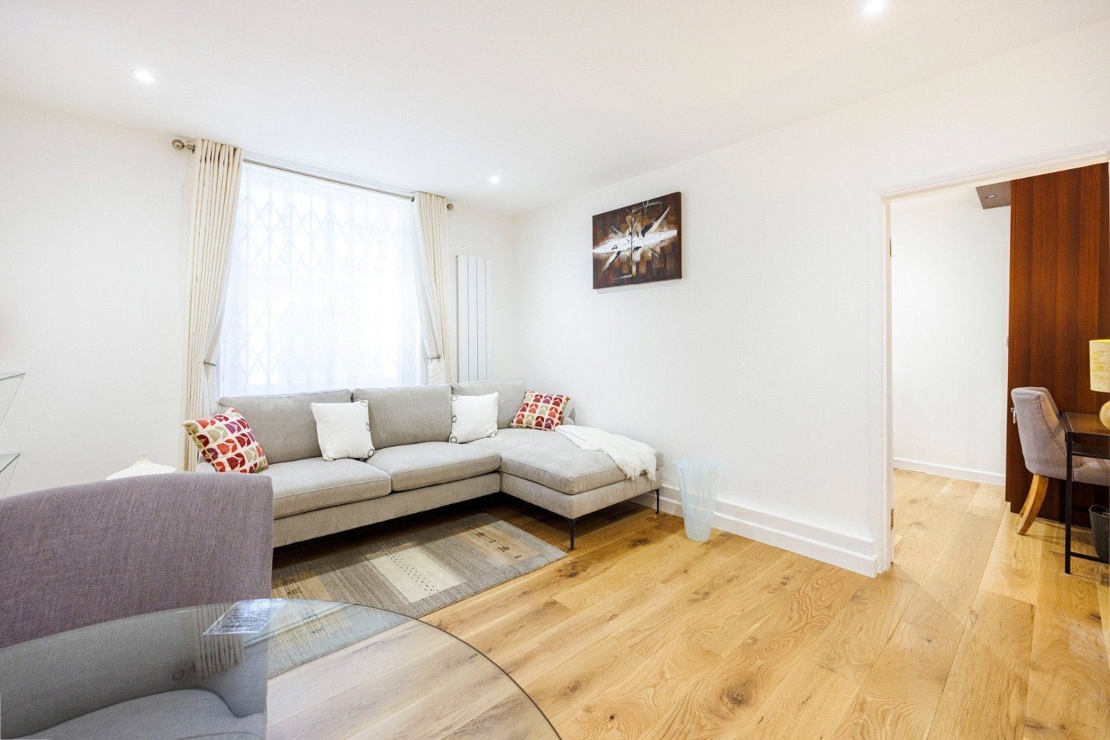 Flat Macklin Street in Greater London