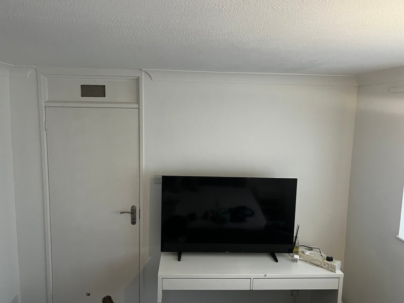 Room Downland Drive in Crawley