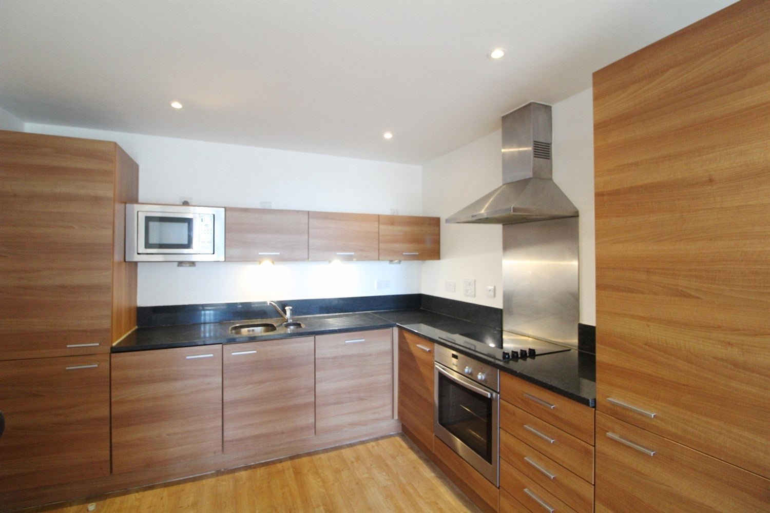 Flat Garrard Street in Reading