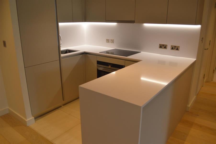 Flat Elvin Gardens in London