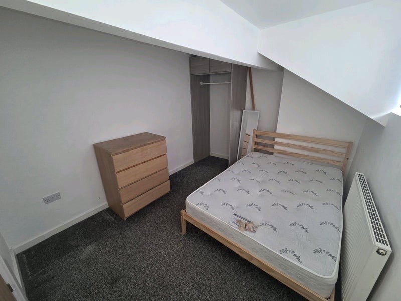 Room Wickham Street in Leeds