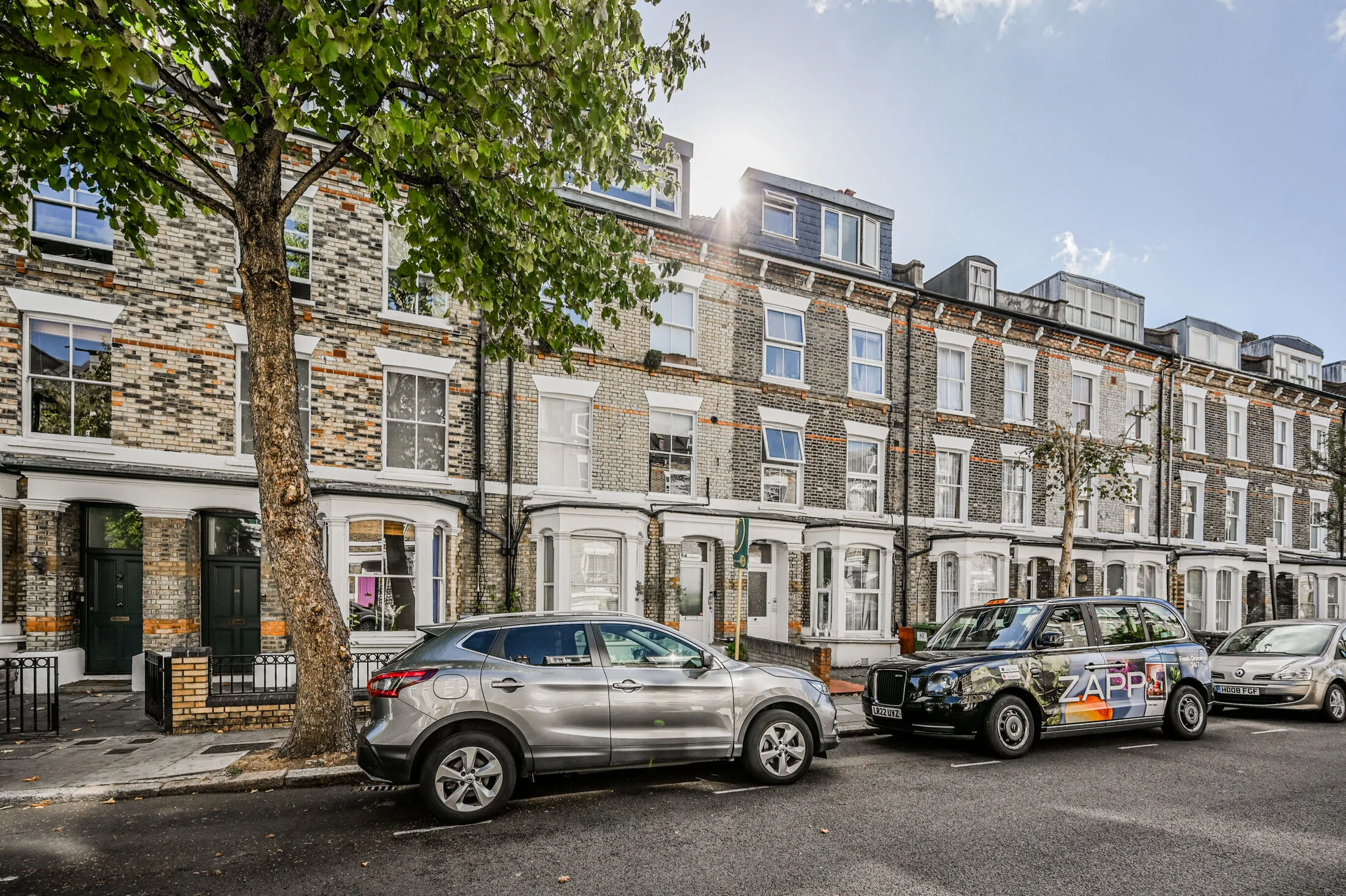 Flat Moray Mews in Greater London