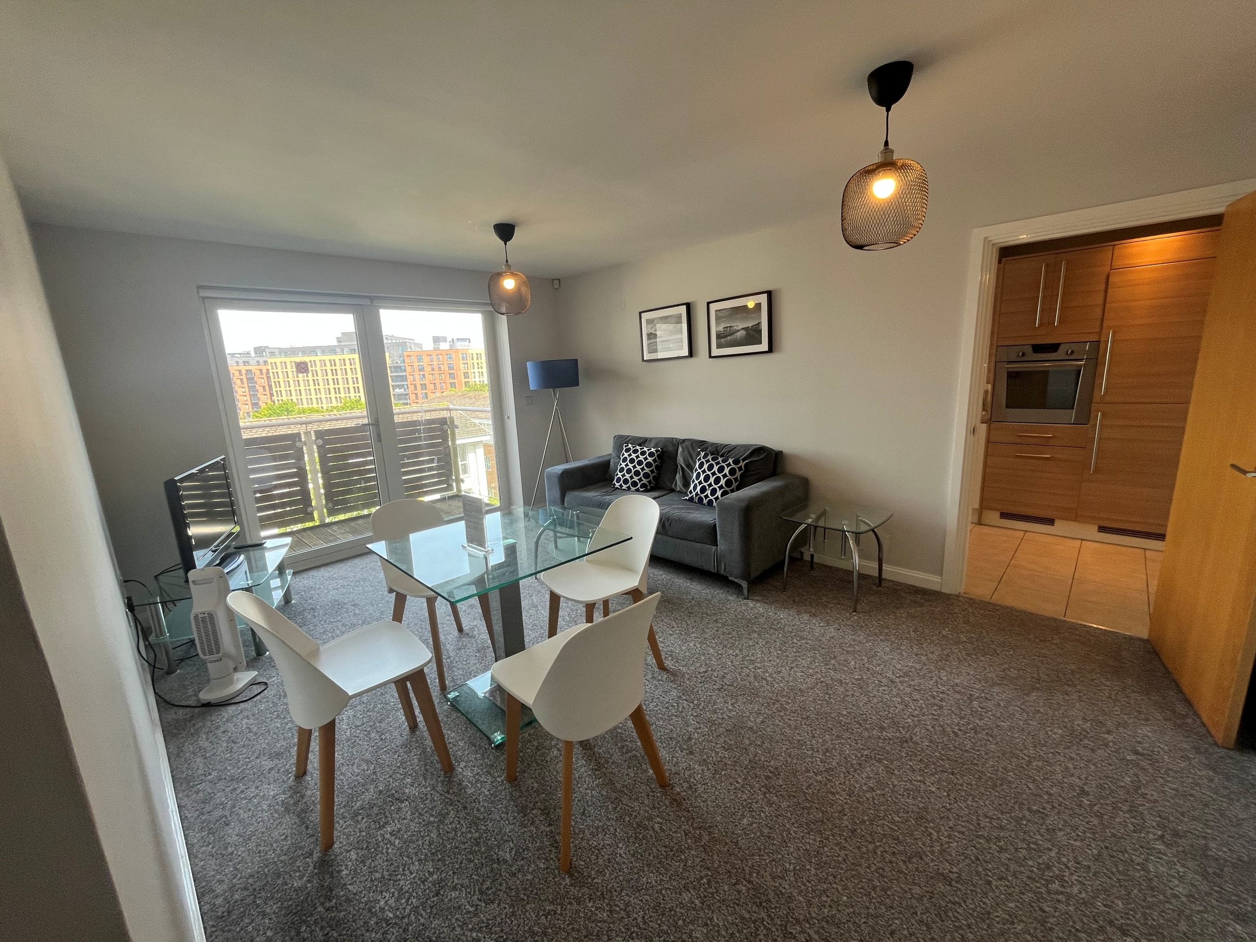 Flat Overstone Court in Cardiff