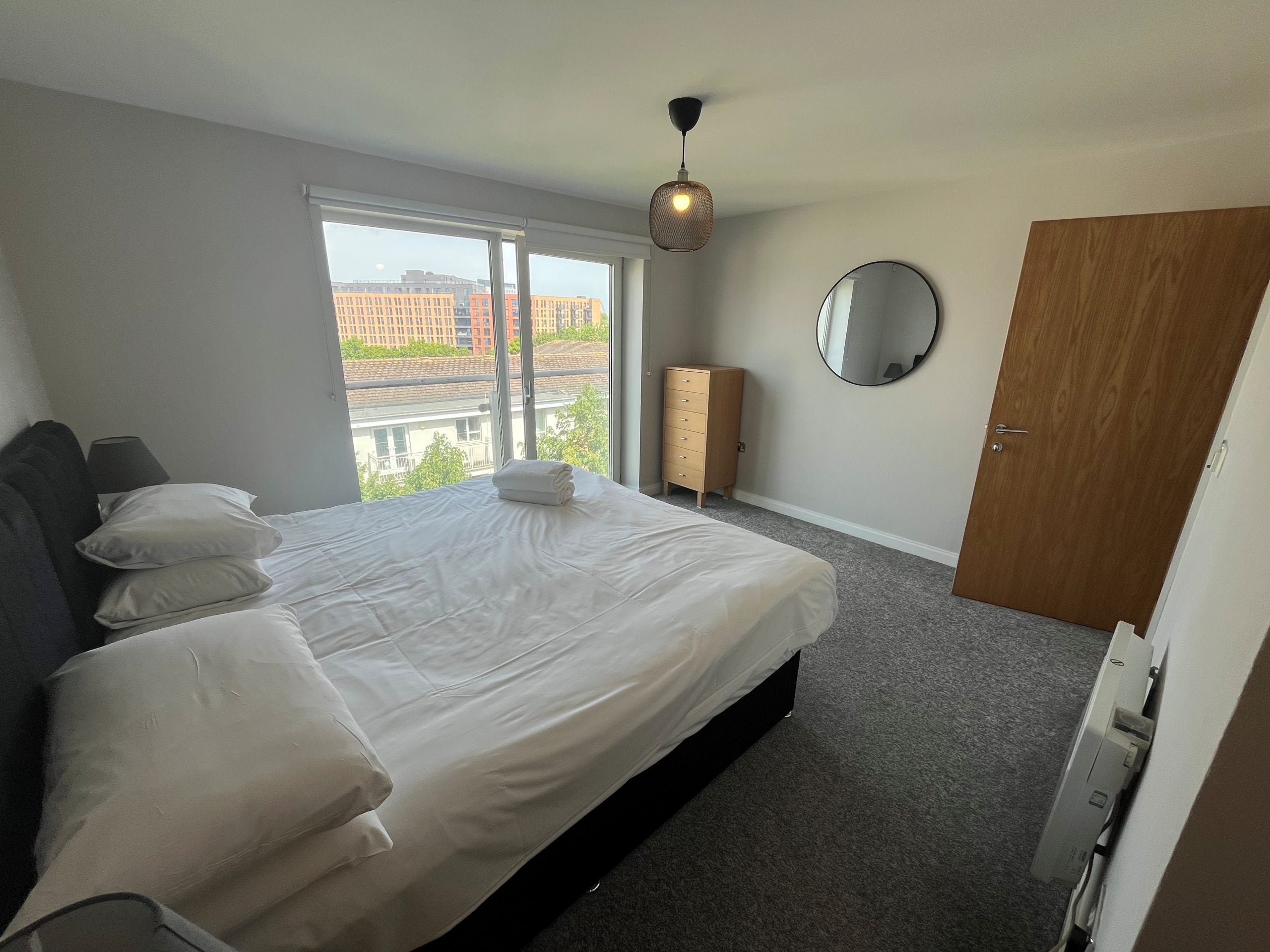 Flat Overstone Court in Cardiff
