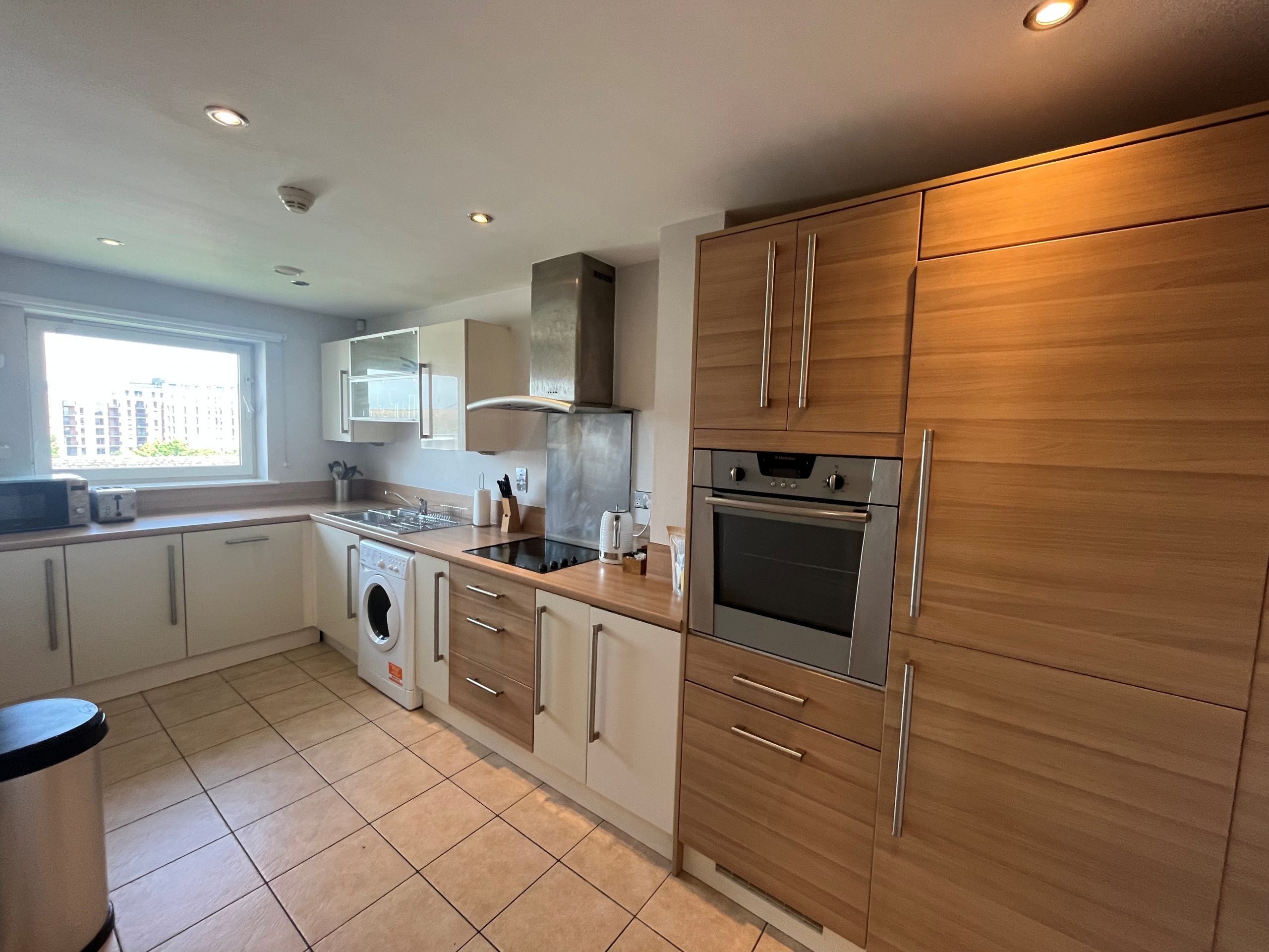 Flat Overstone Court in Cardiff