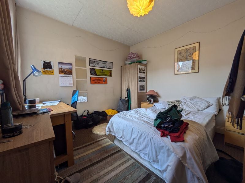 Flat Teversal Avenue in Nottingham