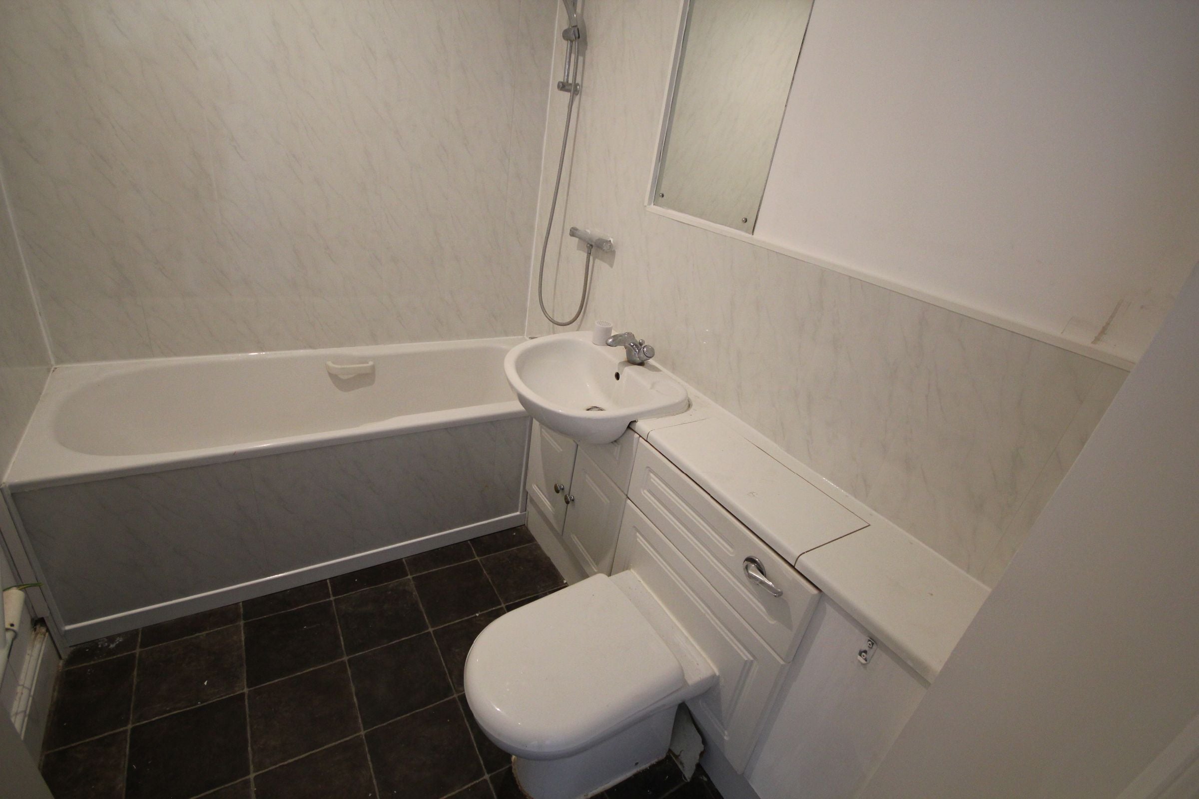 Flat Sovereign Place in Greater London