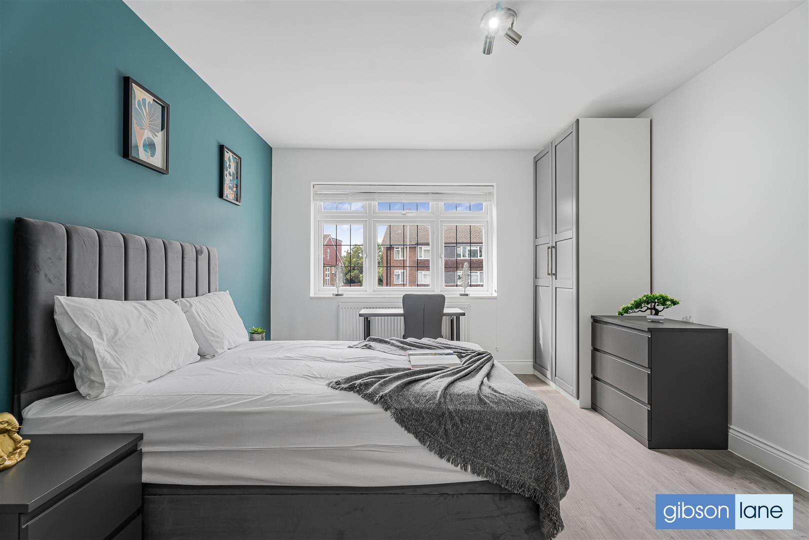 Room Surbiton Road in Greater London