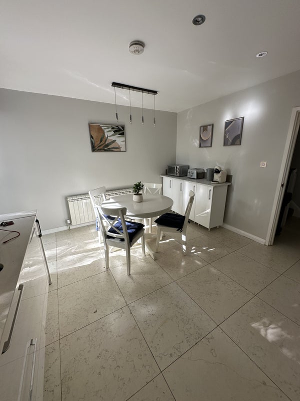 Room Tresham Crescent in City of Westminster