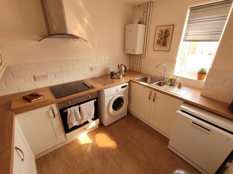 Room Greystoke Avenue in Bristol