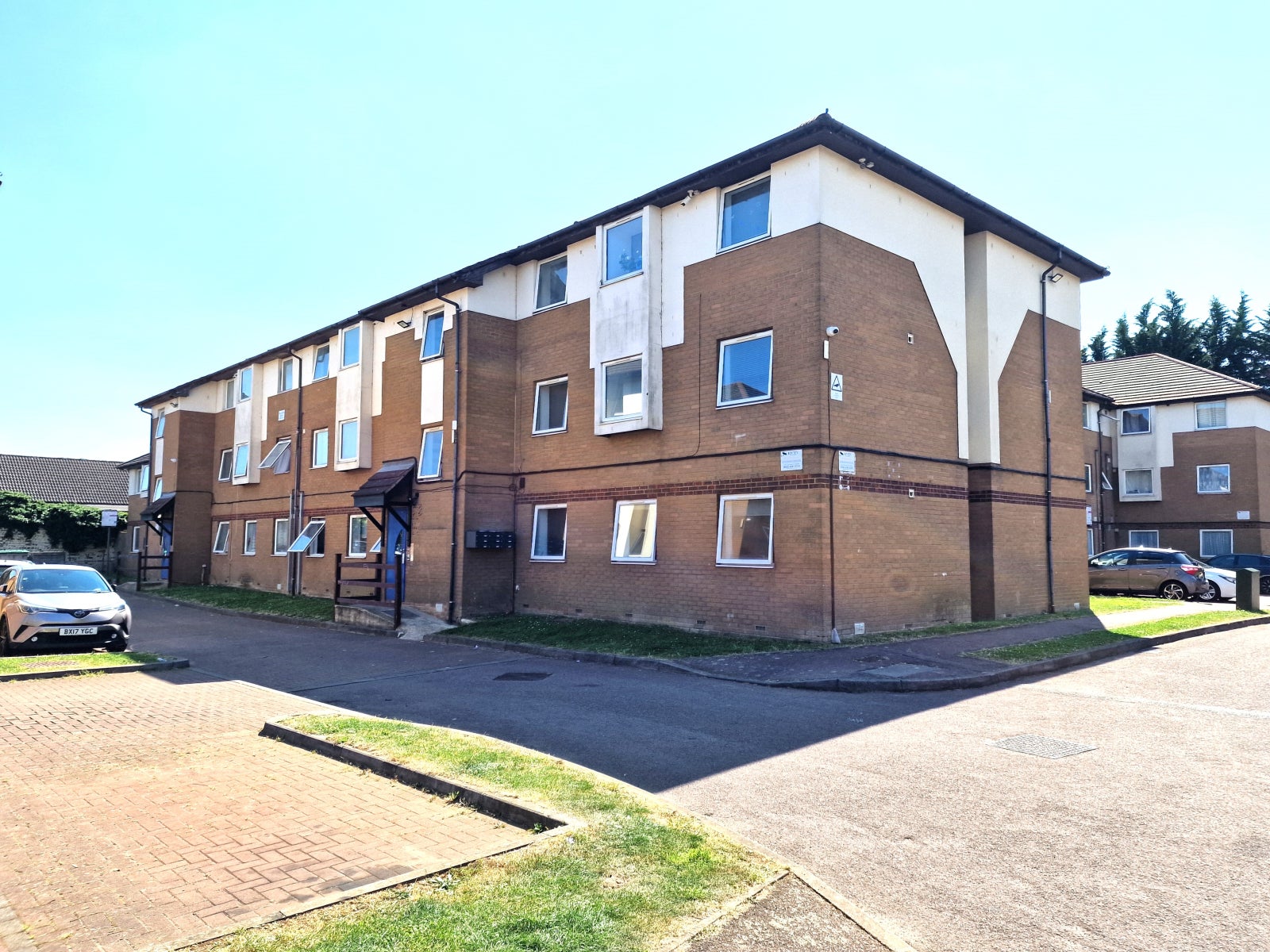 Flat Milliners Way in Luton