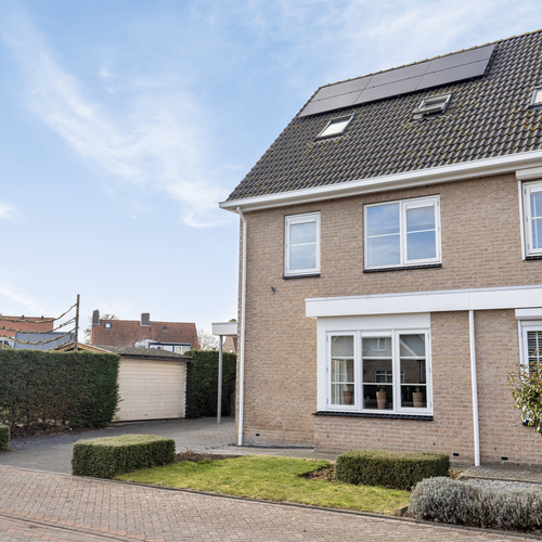 Twee-onder-één-kap te koop: Zandehof 5, Kloosterzande