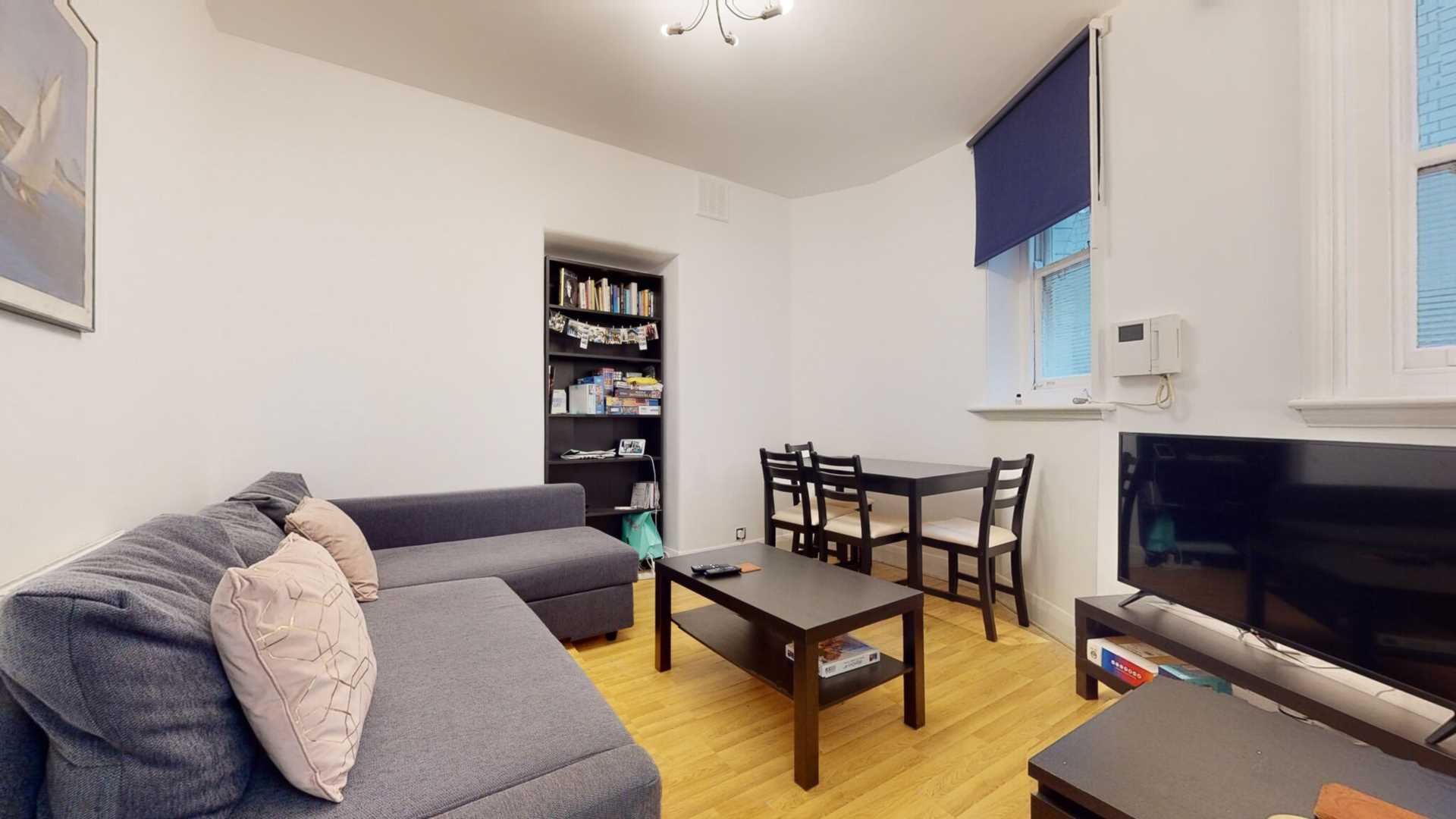 Flat Marylebone Road in City of Westminster