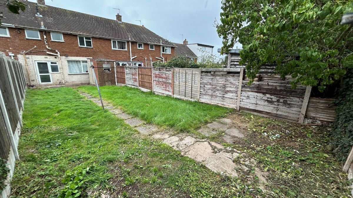 House Peacock Avenue in Wolverhampton