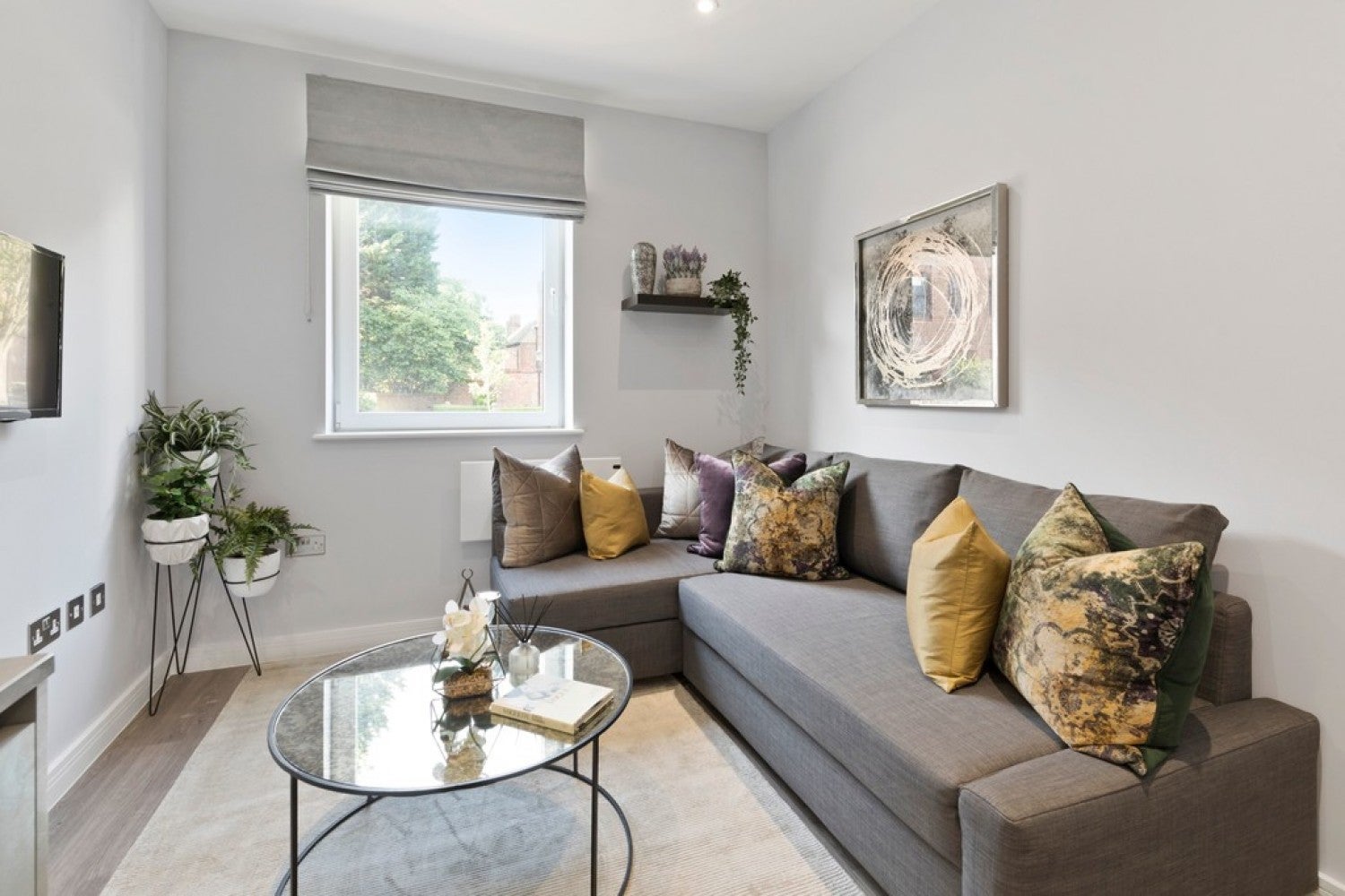 Flat The Ring in Bracknell