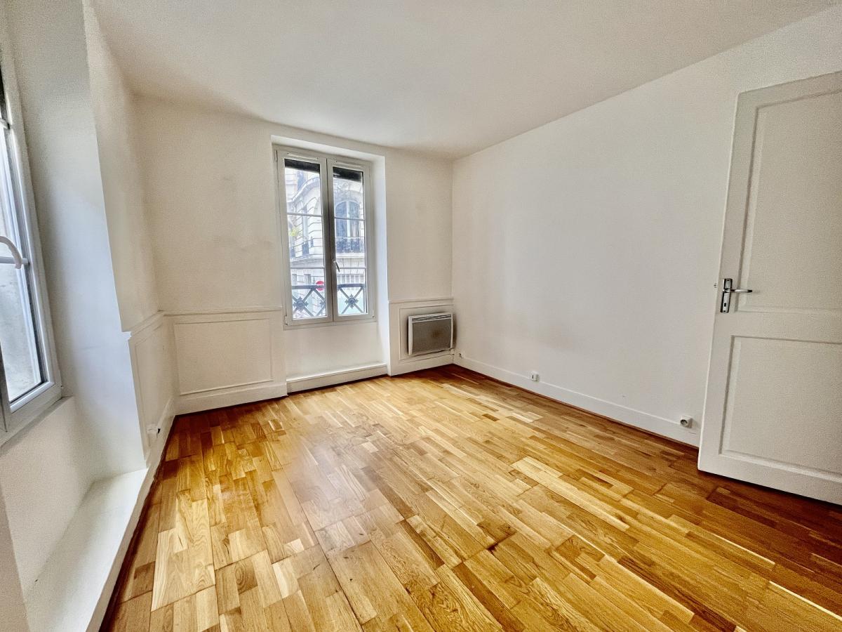 Appartement Rue du Puits de l'Ermite à Paris