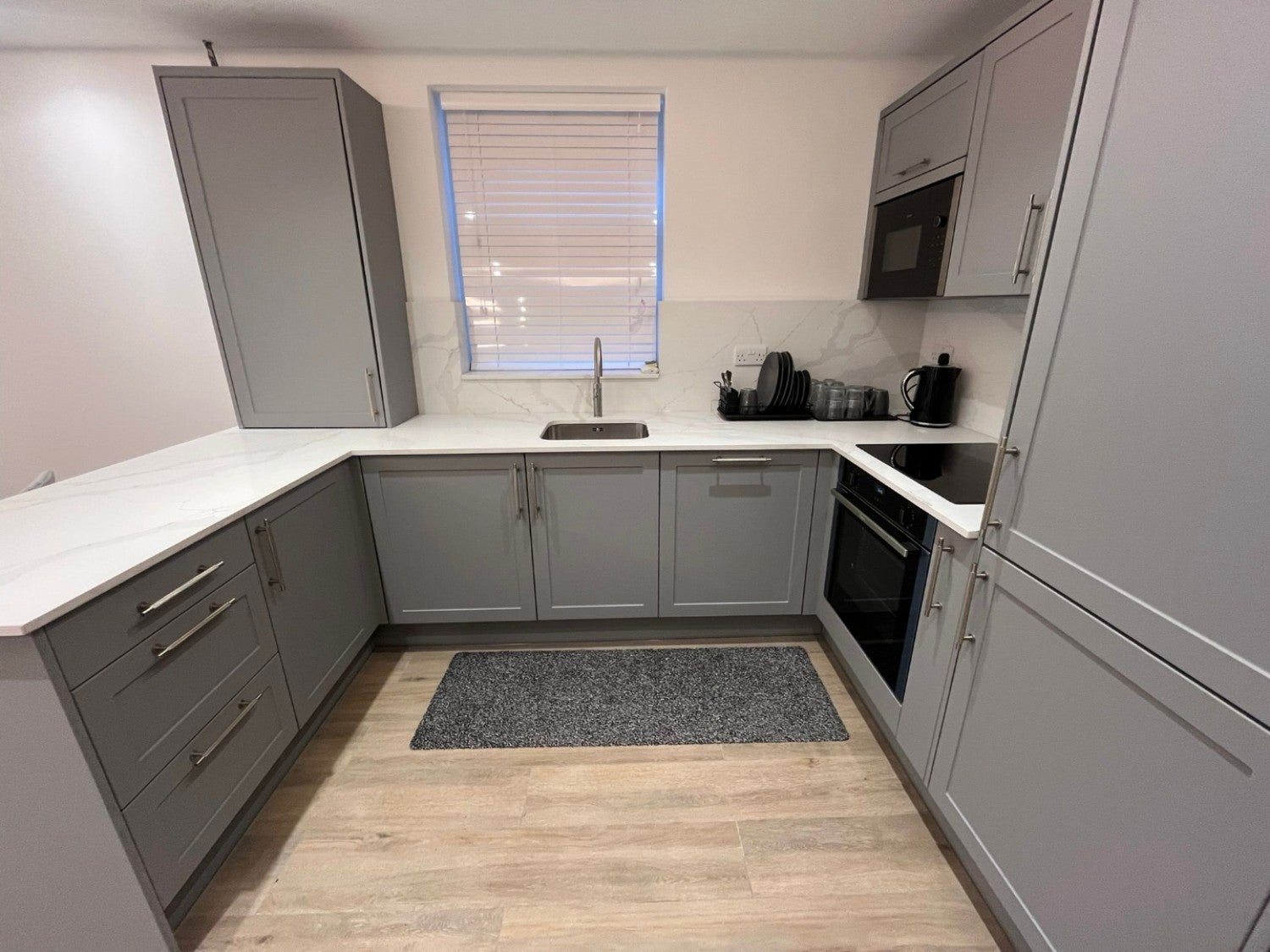 Flat Uxbridge Road in Greater London
