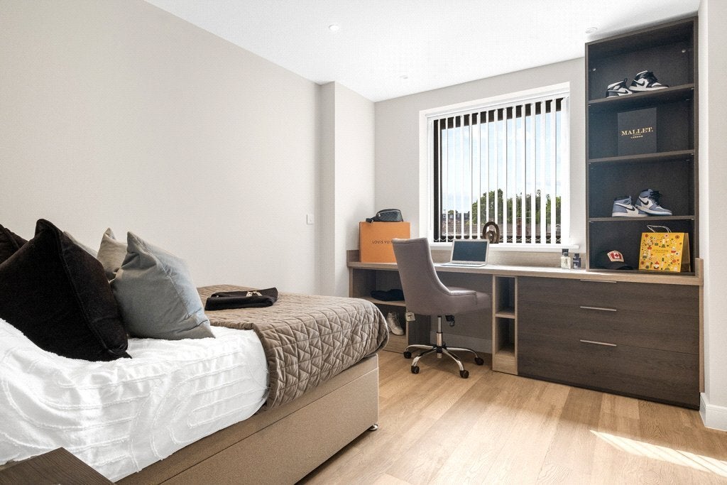 Room Unity Place in Birmingham