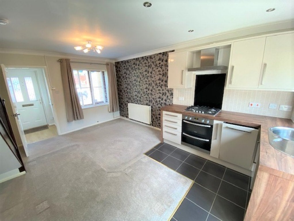 House Blackbrook Park Avenue in Fareham