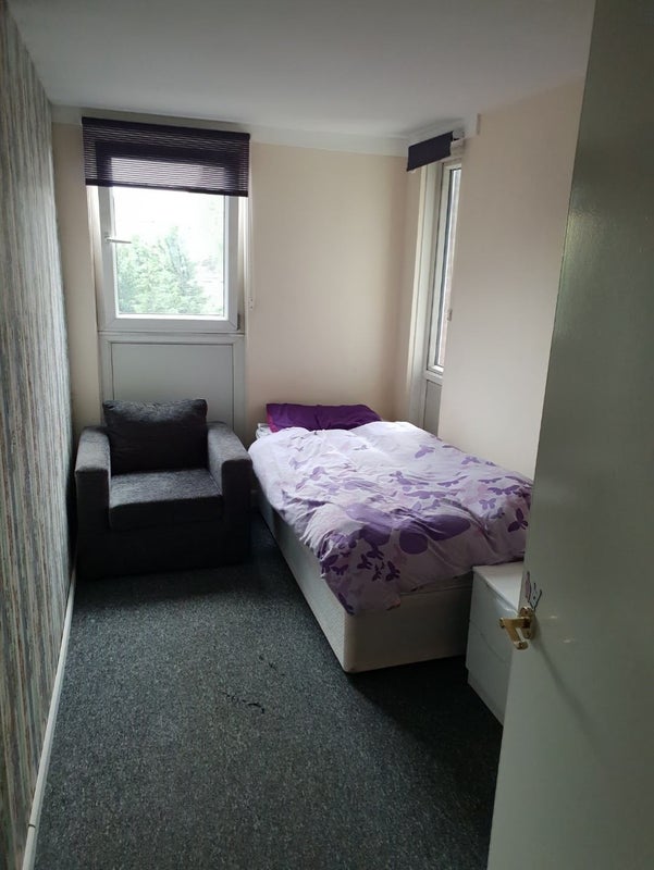 Room North Road in Greater London