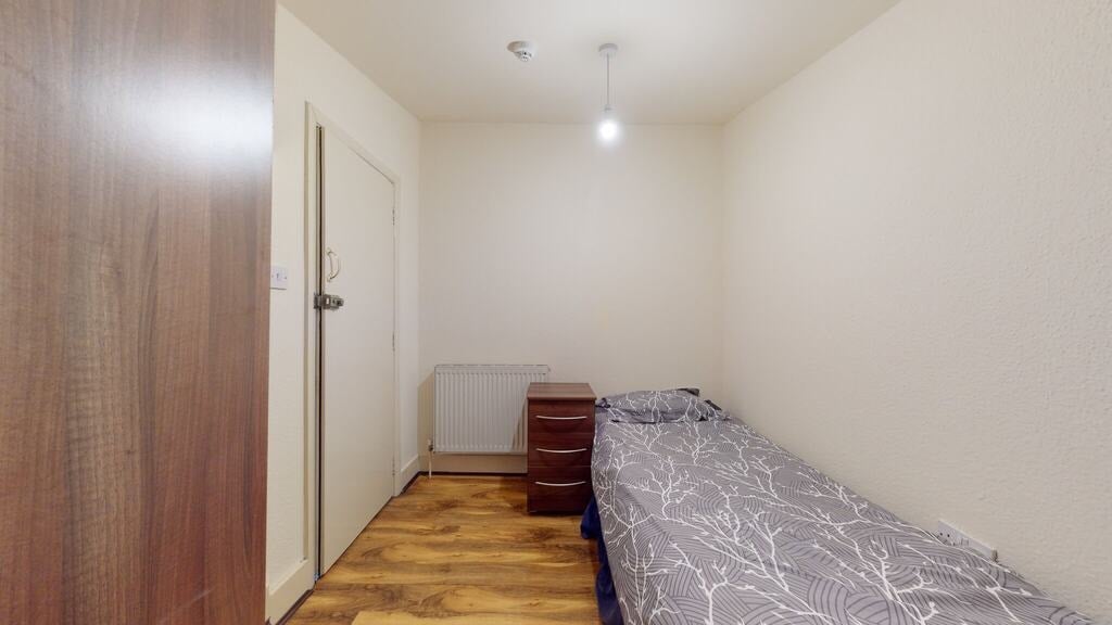 Room Anson Road in Greater London
