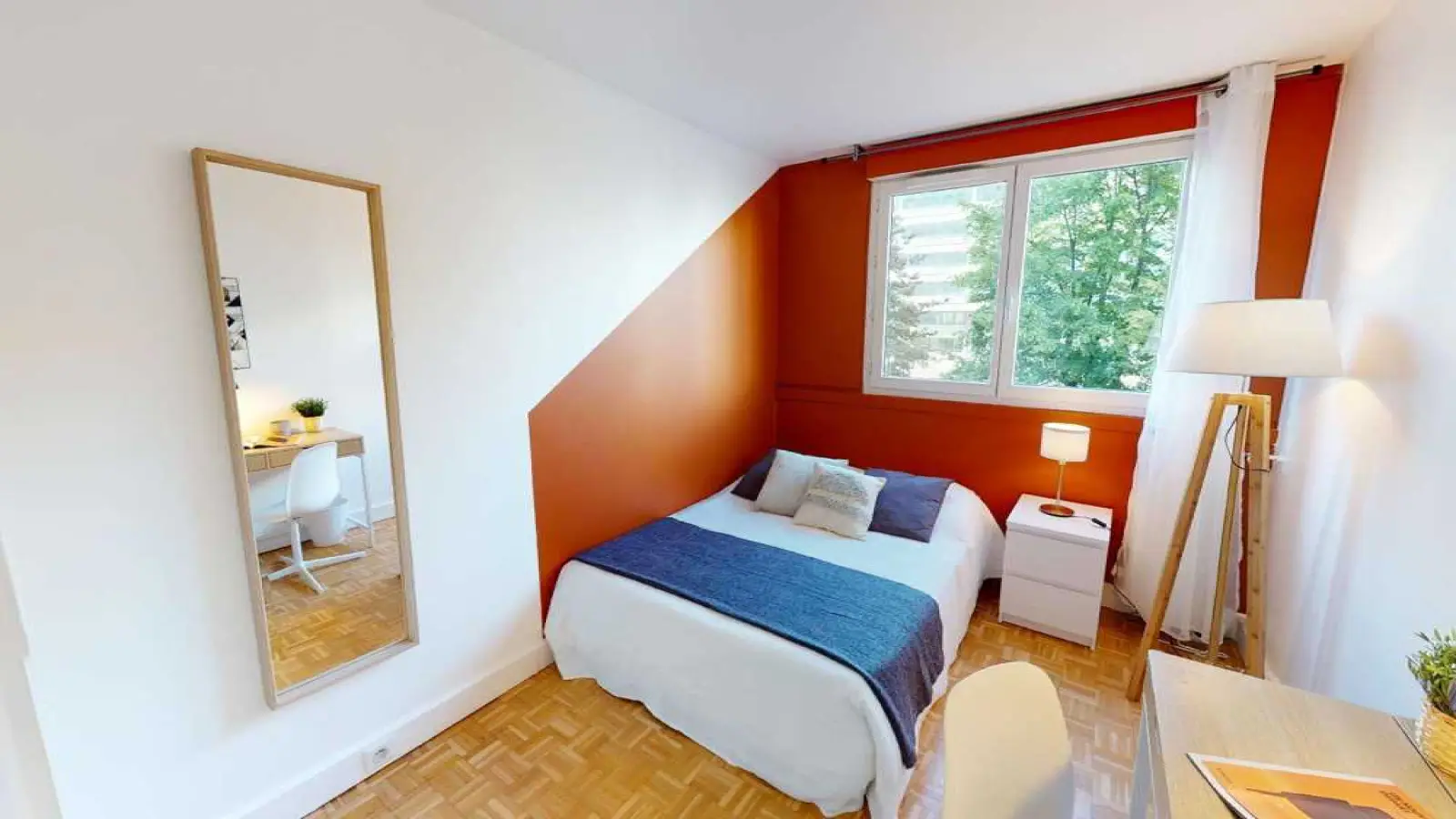 Chambre Rue Henri Regnault à Courbevoie